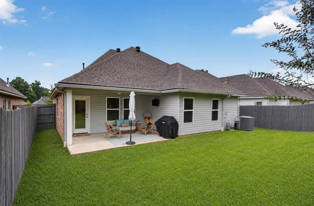 379 Mousse Ruelle Drive Shreveport, LA 71106