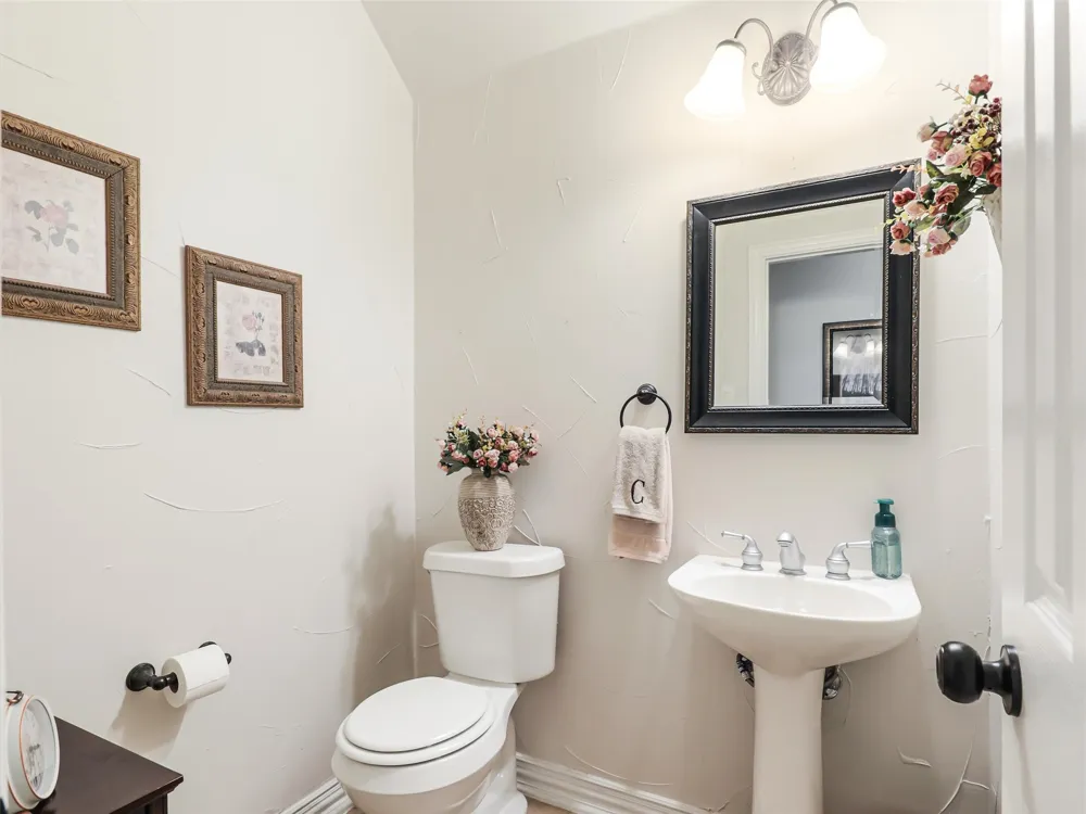 2113 Sandy Creek Drive Frisco, TX 75033