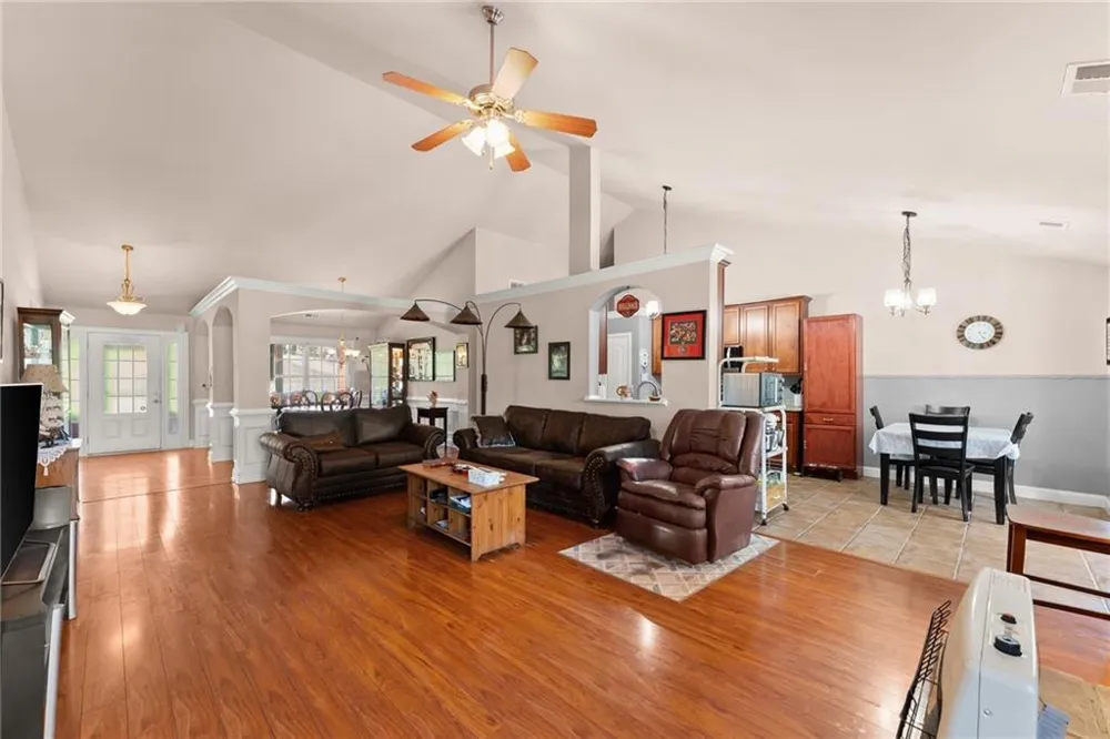 286 Middle Fork Lane Carnesville, GA 30521