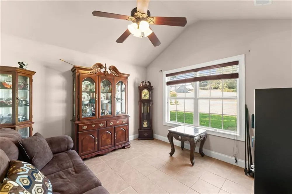 286 Middle Fork Lane Carnesville, GA 30521