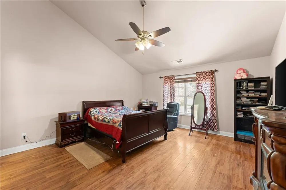 286 Middle Fork Lane Carnesville, GA 30521