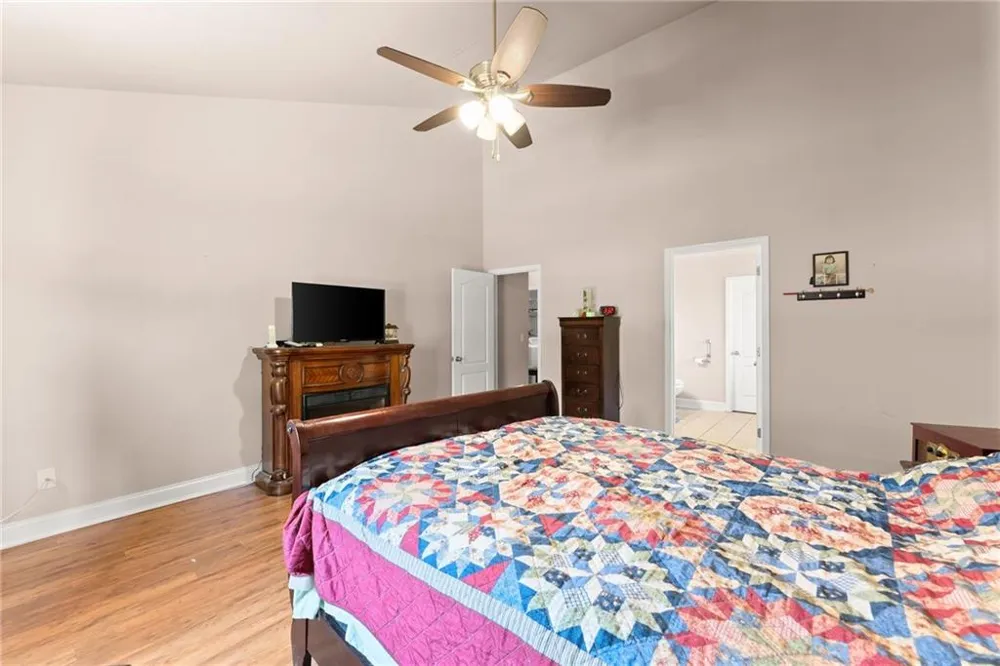 286 Middle Fork Lane Carnesville, GA 30521