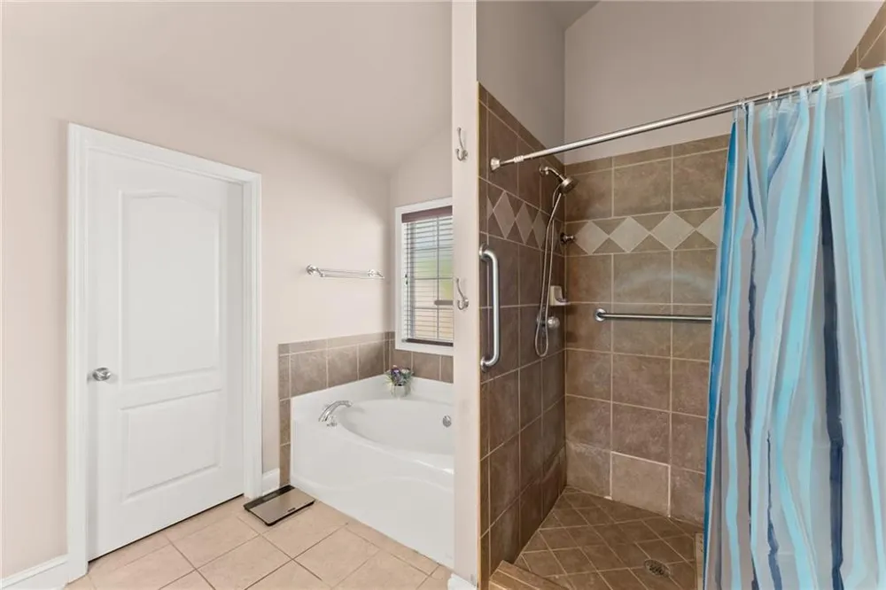 286 Middle Fork Lane Carnesville, GA 30521