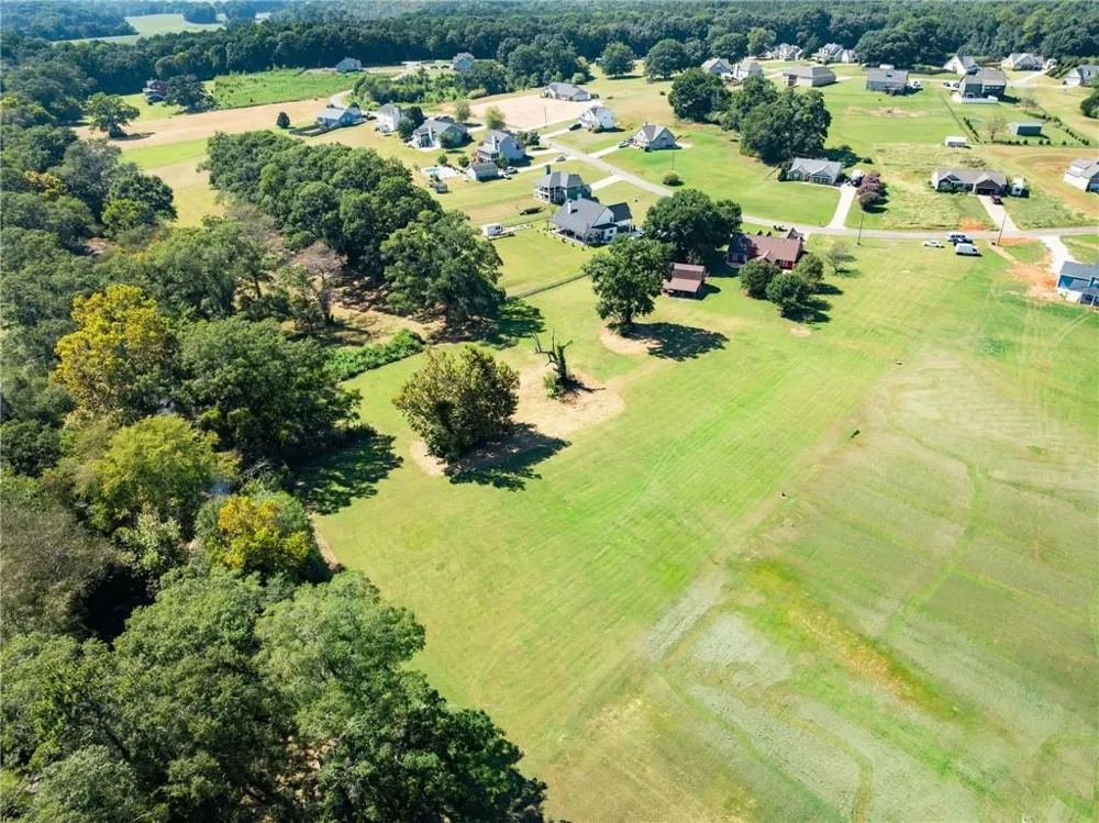 286 Middle Fork Lane Carnesville, GA 30521