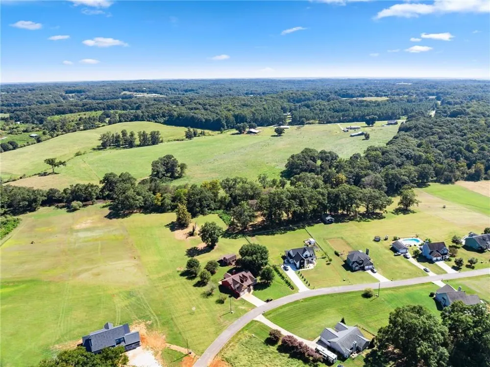 286 Middle Fork Lane Carnesville, GA 30521