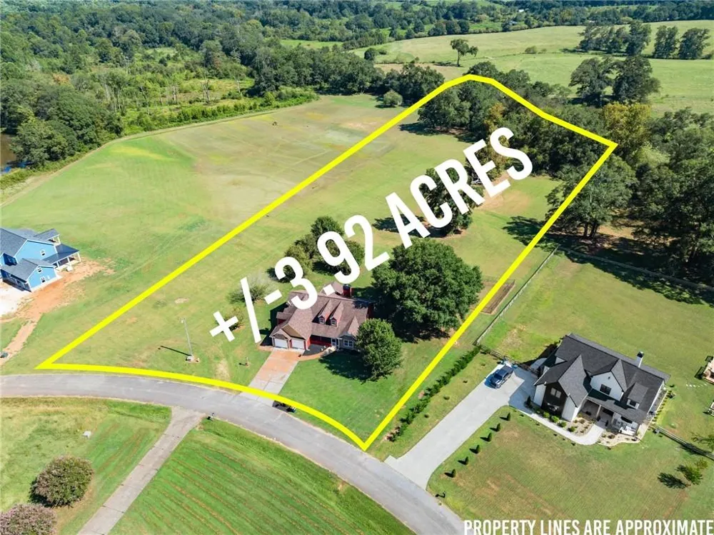 286 Middle Fork Lane Carnesville, GA 30521