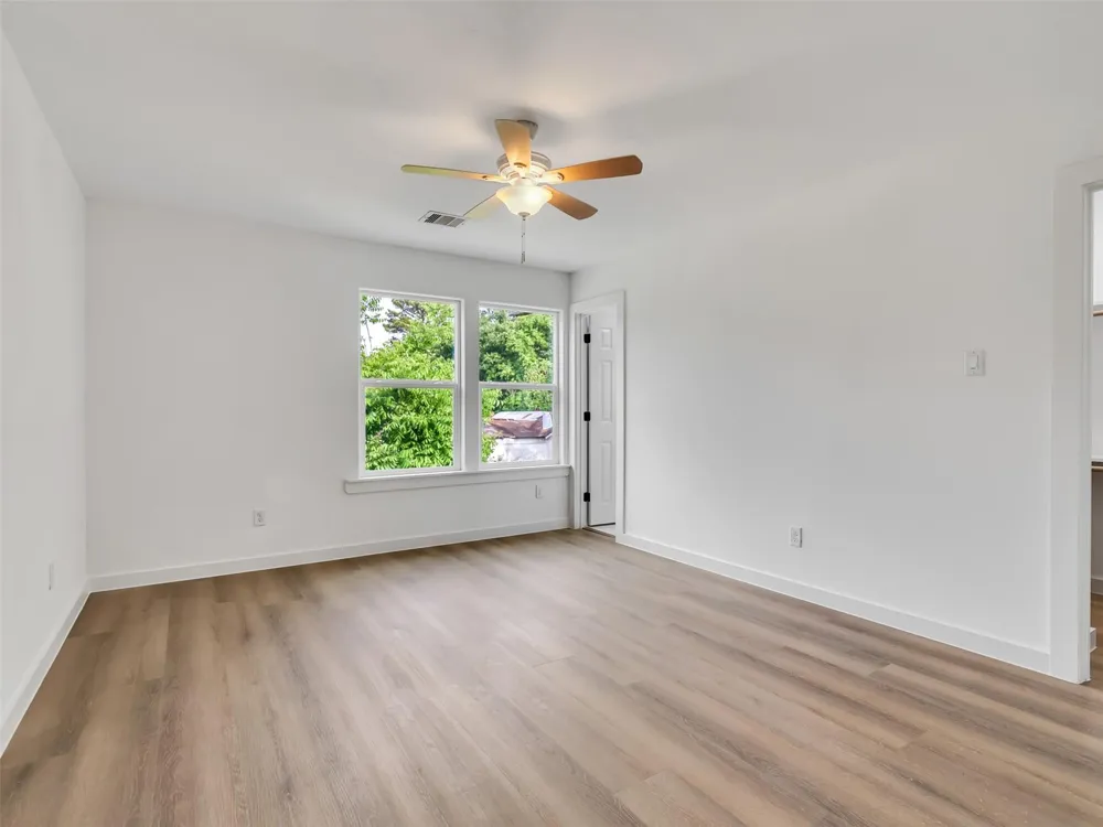 8102 Crestview Unit A/B Drive Houston, TX 77028