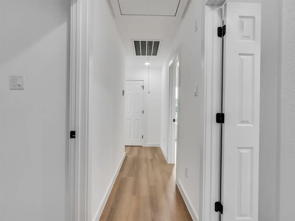 8102 Crestview Unit A/B Drive Houston, TX 77028