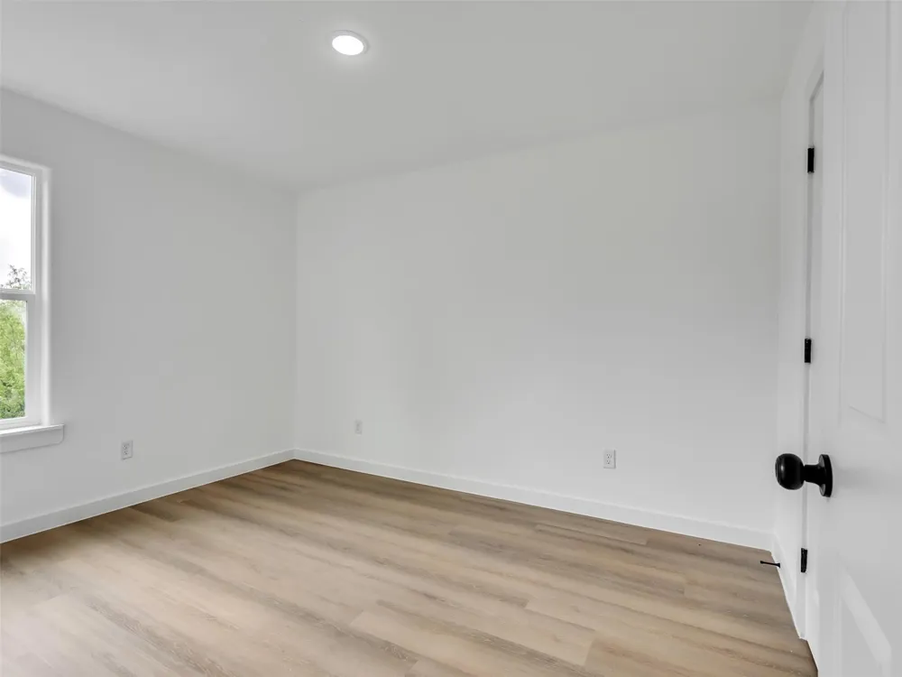 8102 Crestview Unit A/B Drive Houston, TX 77028