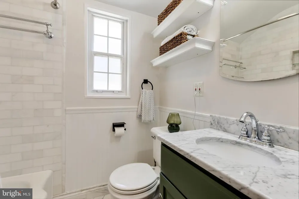 3740 KELLER AVENUE Alexandria, VA 22302