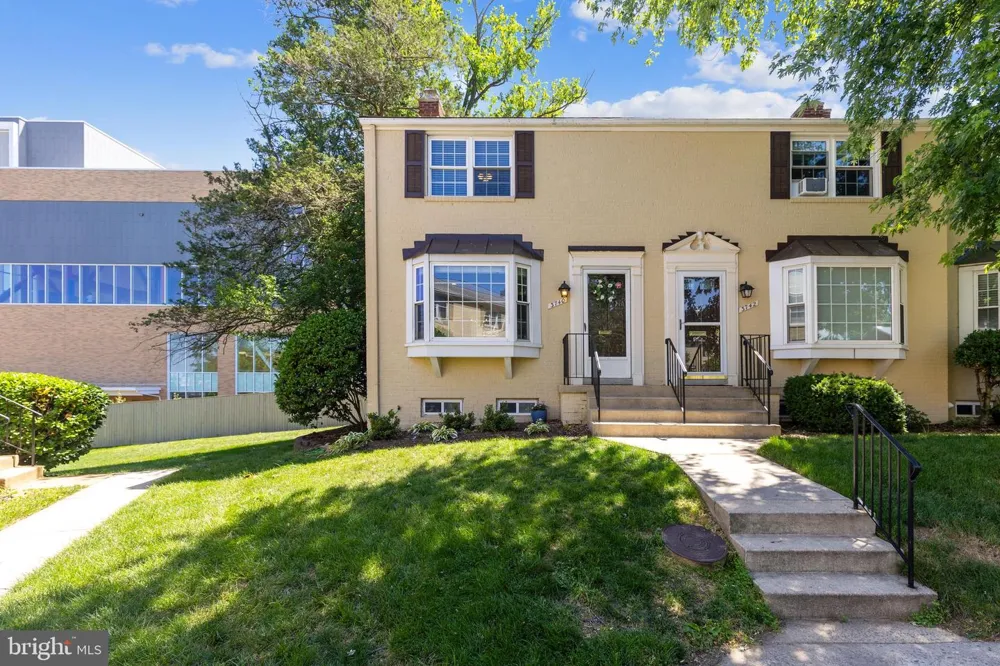 3740 KELLER AVENUE Alexandria, VA 22302