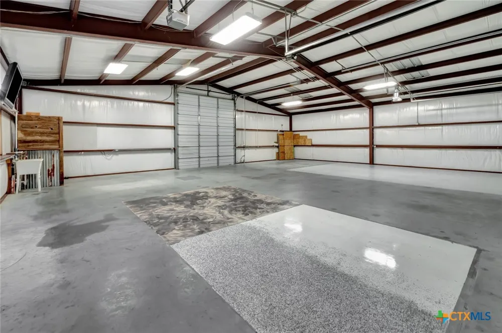 249 Post Oak Bend Inez, TX 77968