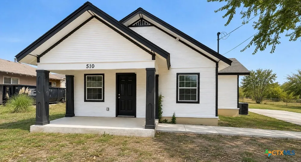 510 E Pine Street Seguin, TX 78155