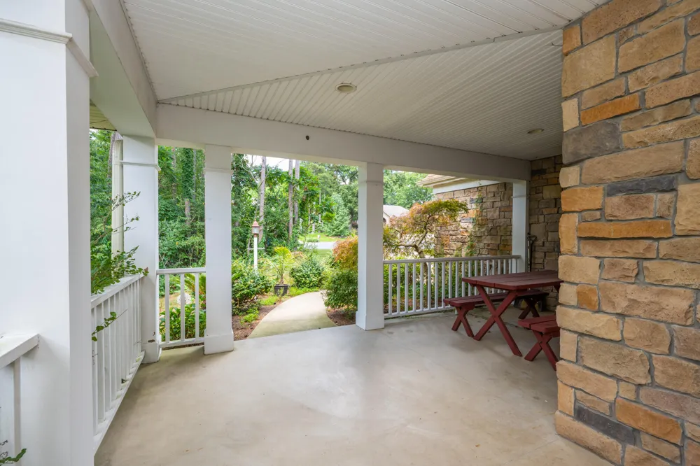 5789 Rolling Pines Court Kalamazoo, MI 49009