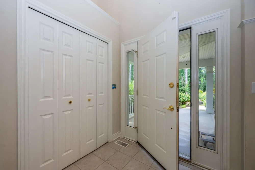 5789 Rolling Pines Court Kalamazoo, MI 49009