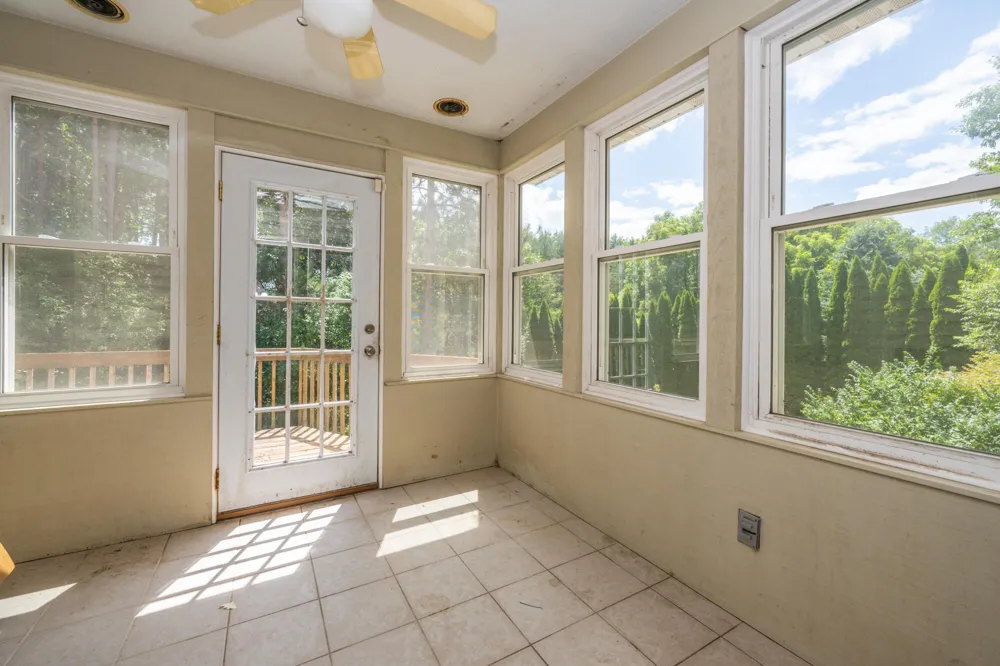 5789 Rolling Pines Court Kalamazoo, MI 49009
