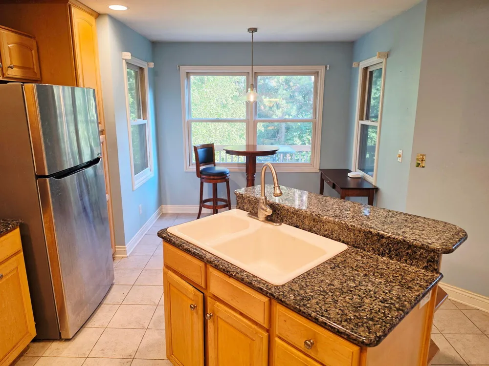 5789 Rolling Pines Court Kalamazoo, MI 49009