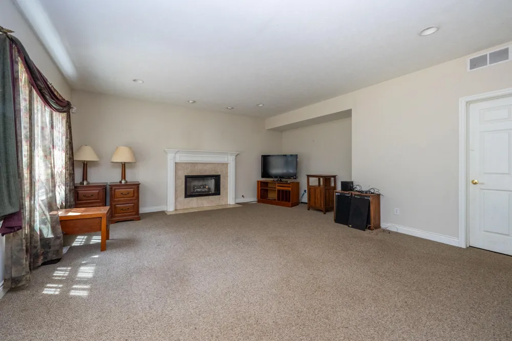 5789 Rolling Pines Court Kalamazoo, MI 49009