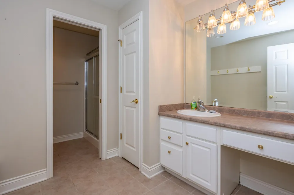 5789 Rolling Pines Court Kalamazoo, MI 49009