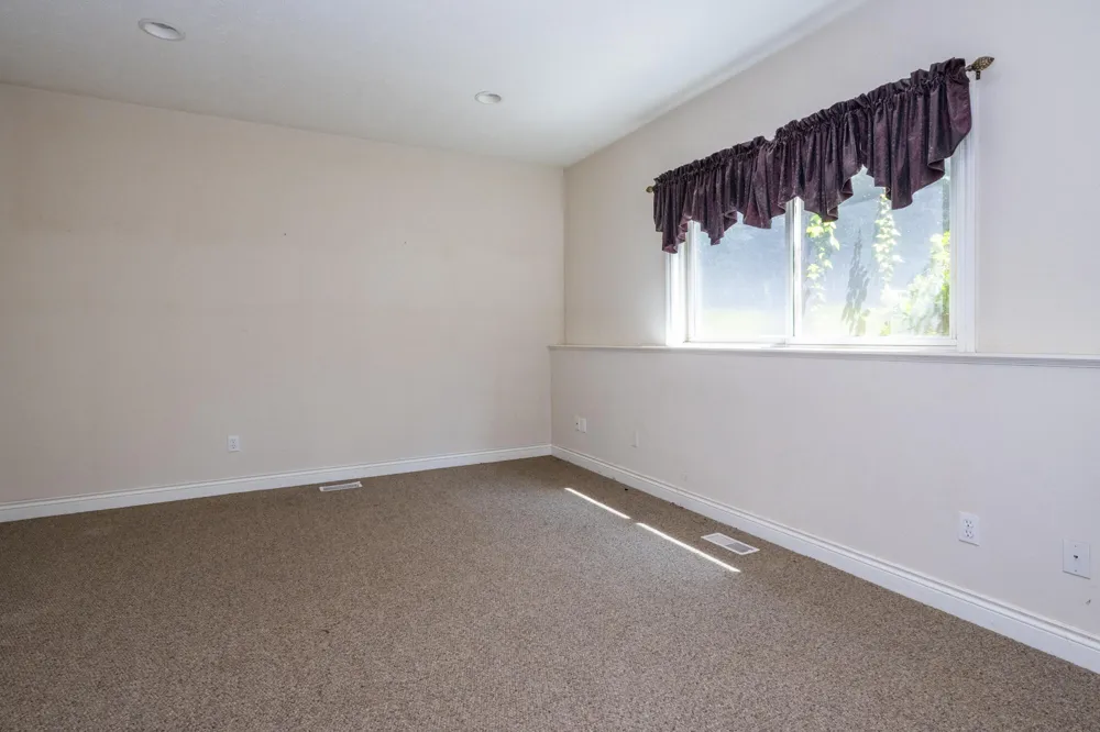 5789 Rolling Pines Court Kalamazoo, MI 49009