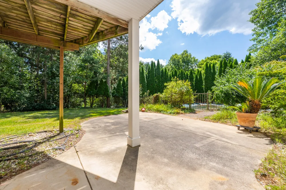 5789 Rolling Pines Court Kalamazoo, MI 49009