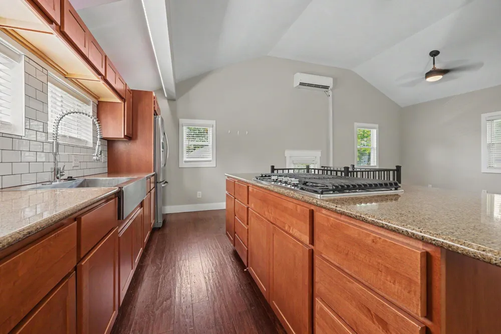 327 Lewis Street Rockford, MI 49341