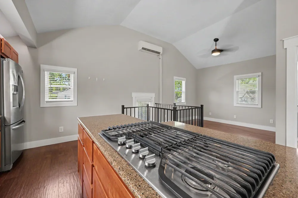 327 Lewis Street Rockford, MI 49341