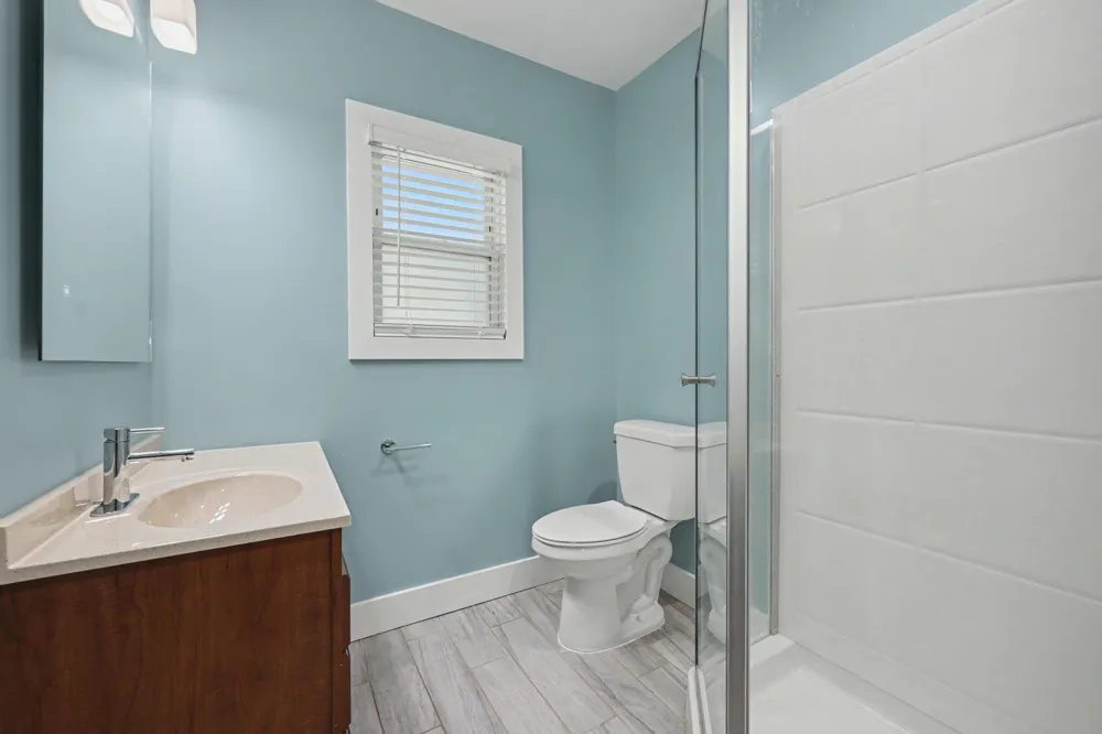 327 Lewis Street Rockford, MI 49341