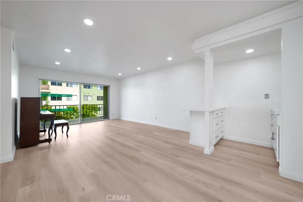 1301 S Atlantic Boulevard #301A Monterey Park, CA 91754