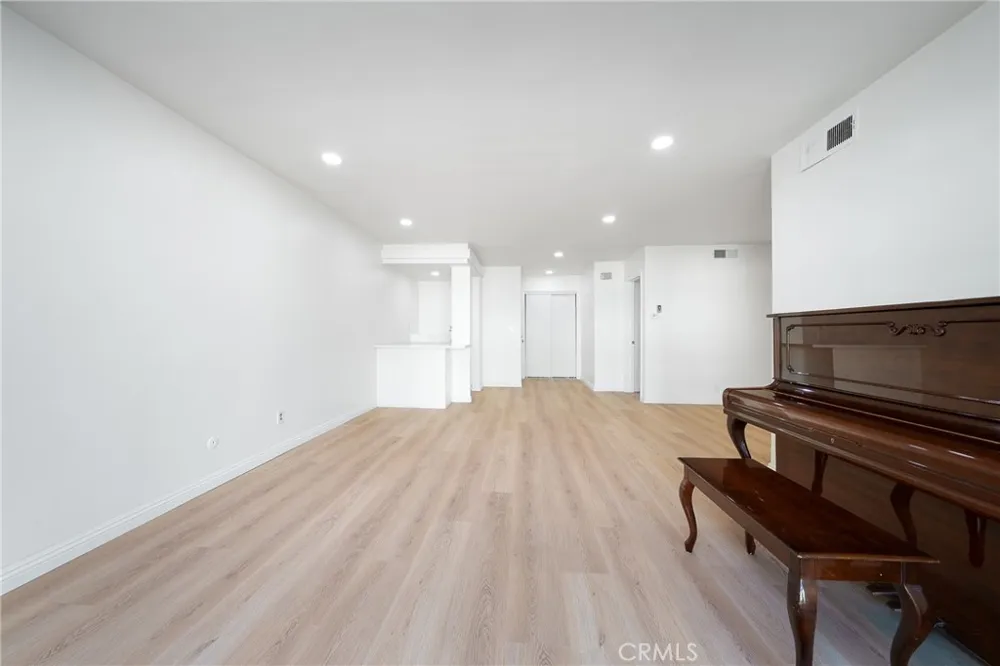1301 S Atlantic Boulevard #301A Monterey Park, CA 91754