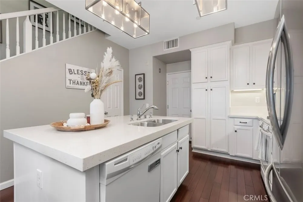 25 Platinum Ladera Ranch, CA 92694