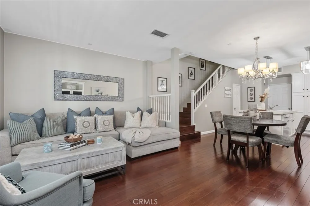 25 Platinum Ladera Ranch, CA 92694