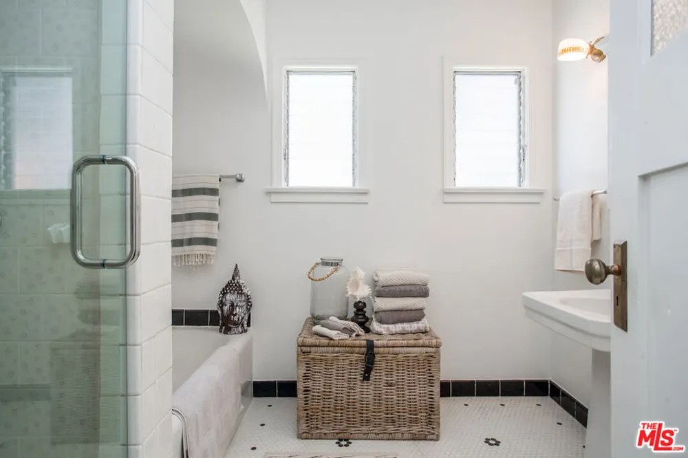 2418 4th Street Santa Monica, CA 90405