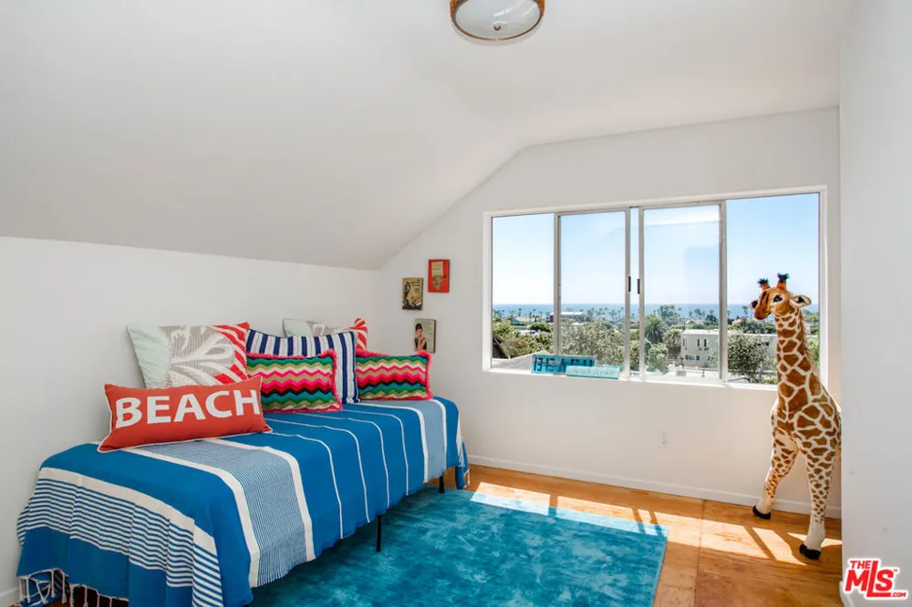 2418 4th Street Santa Monica, CA 90405