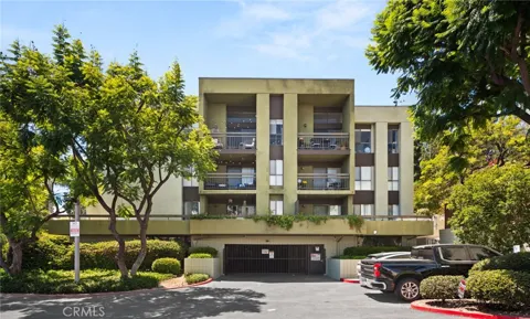 805 Temple Terrace #301