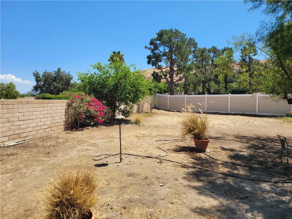26585 Amherst Court Loma Linda, CA 92354