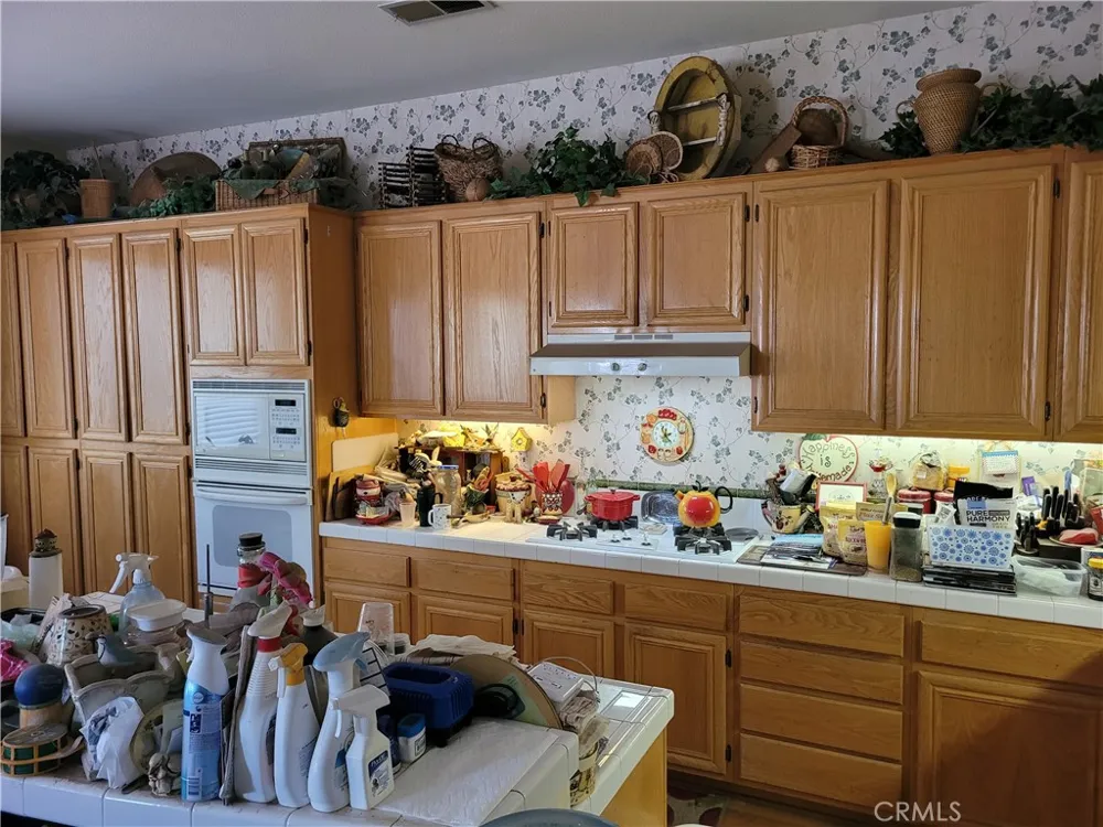 26585 Amherst Court Loma Linda, CA 92354