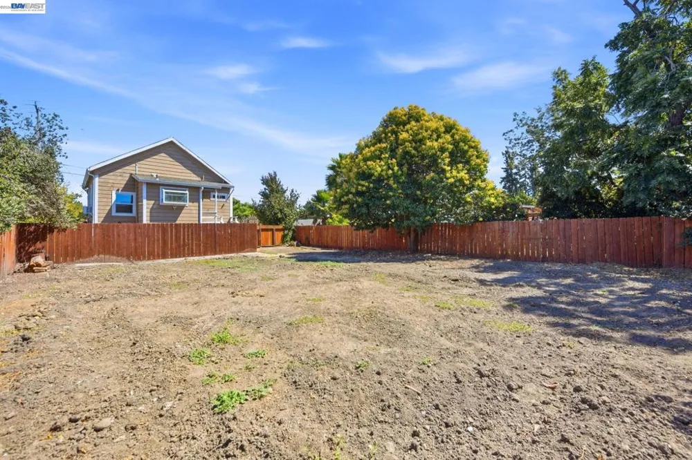 22729 Yolo St Hayward, CA 94541