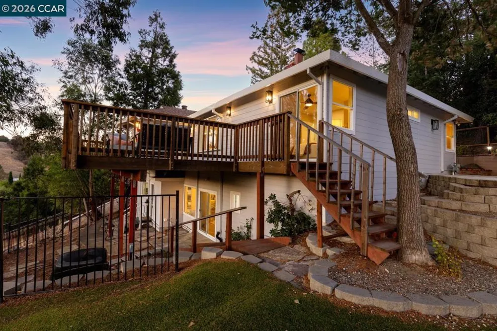 16 Ruth Court Lafayette, CA 94549