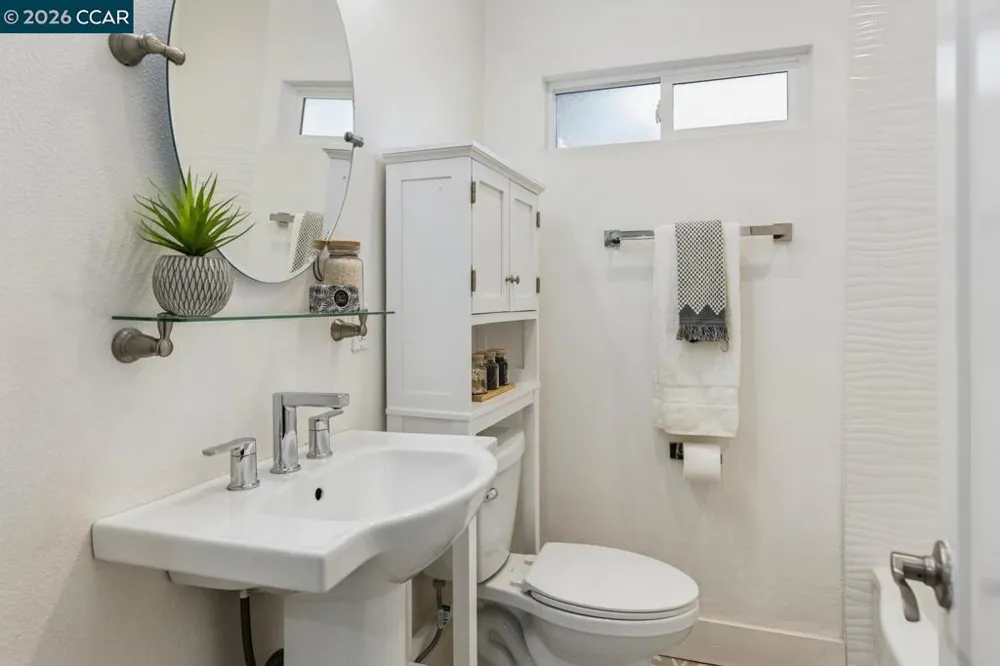 16 Ruth Court Lafayette, CA 94549
