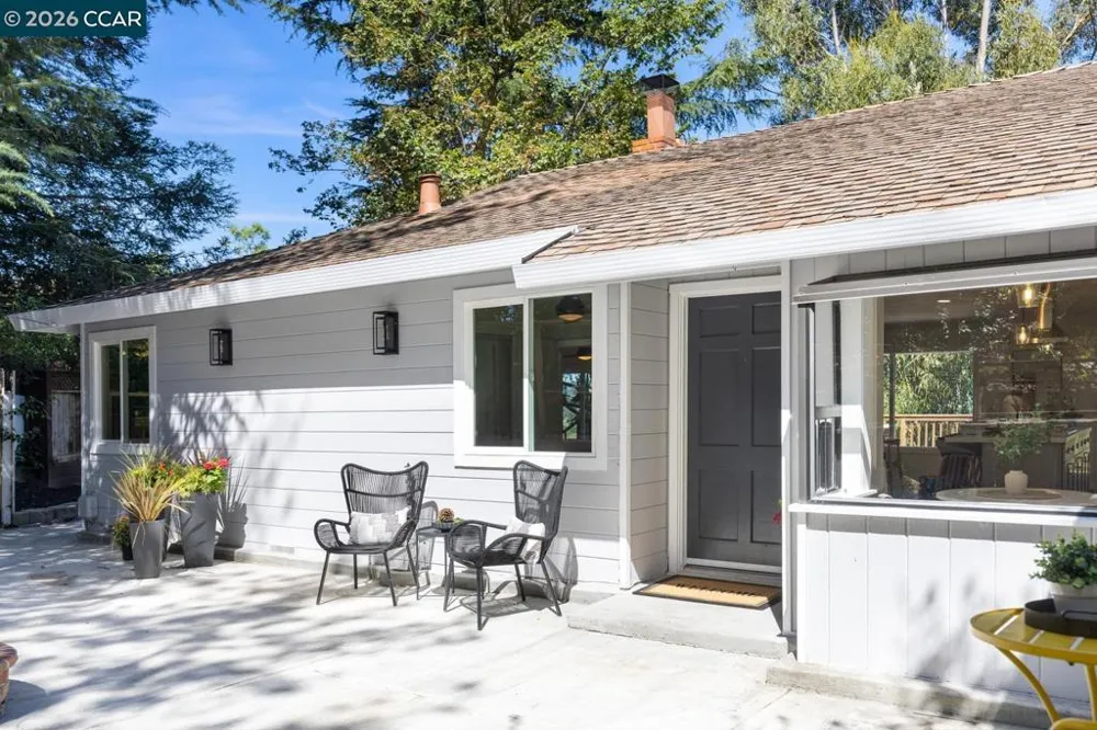 16 Ruth Court Lafayette, CA 94549