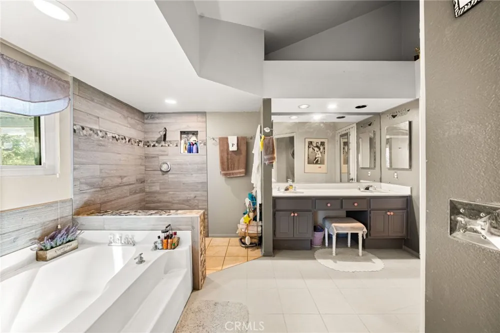 7266 Linares Ave Jurupa Valley, CA 92509