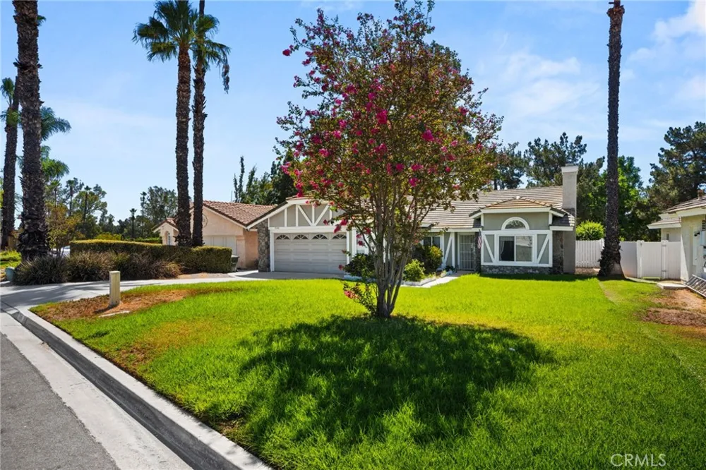 7266 Linares Ave Jurupa Valley, CA 92509