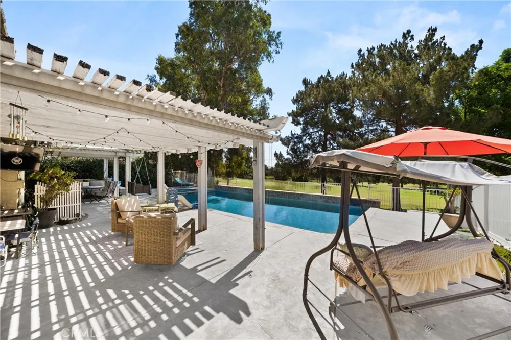 7266 Linares Ave Jurupa Valley, CA 92509