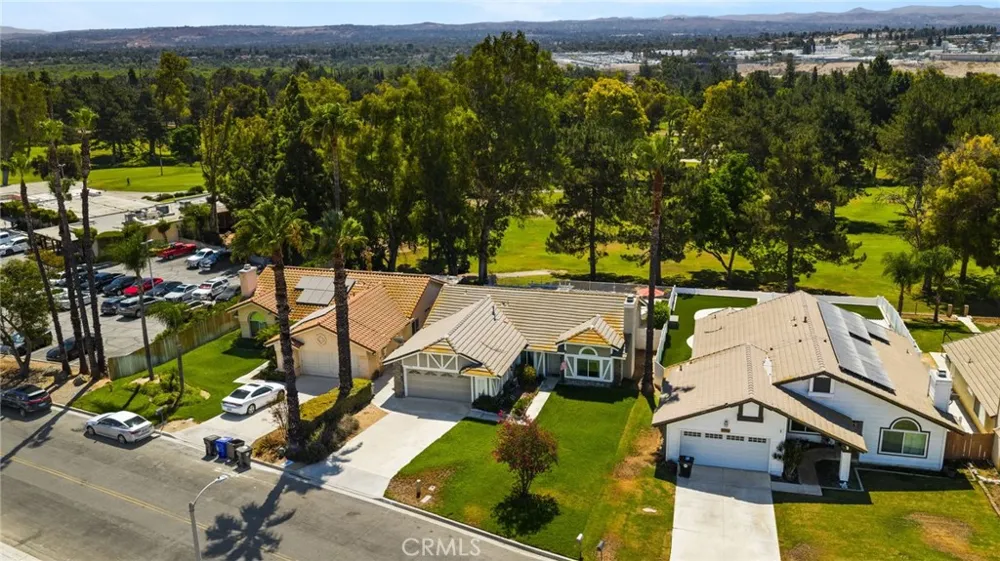 7266 Linares Ave Jurupa Valley, CA 92509