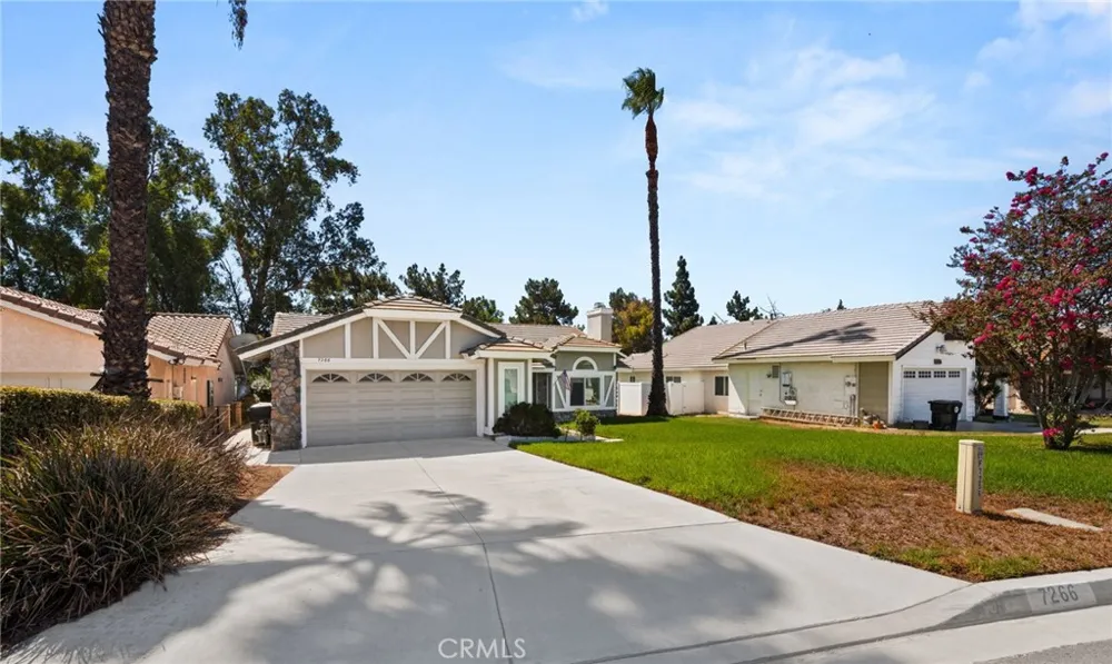 7266 Linares Ave Jurupa Valley, CA 92509