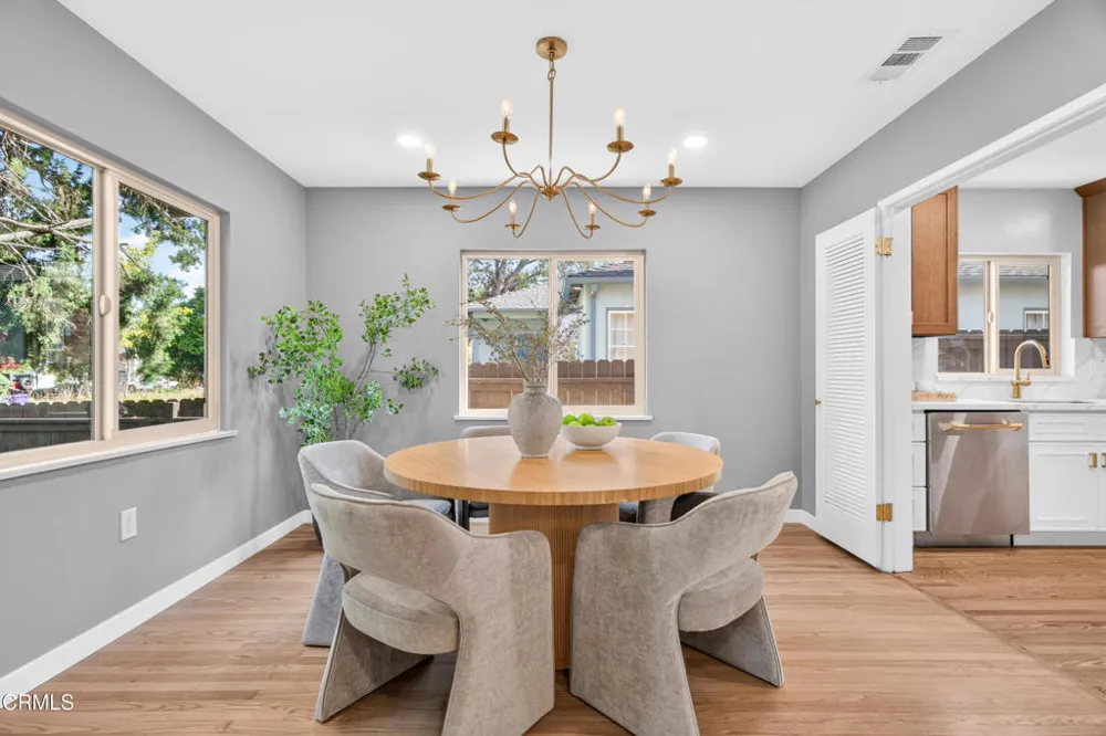 2182 Oakdale Street Pasadena, CA 91107