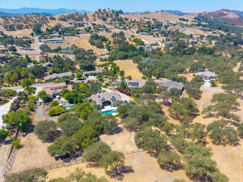 9960 Sunfish Paso Robles, CA 93446