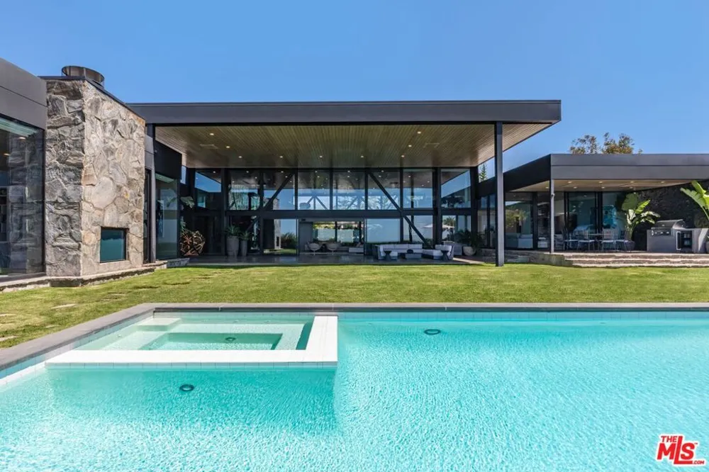 630 Clinton Place Beverly Hills, CA 90210