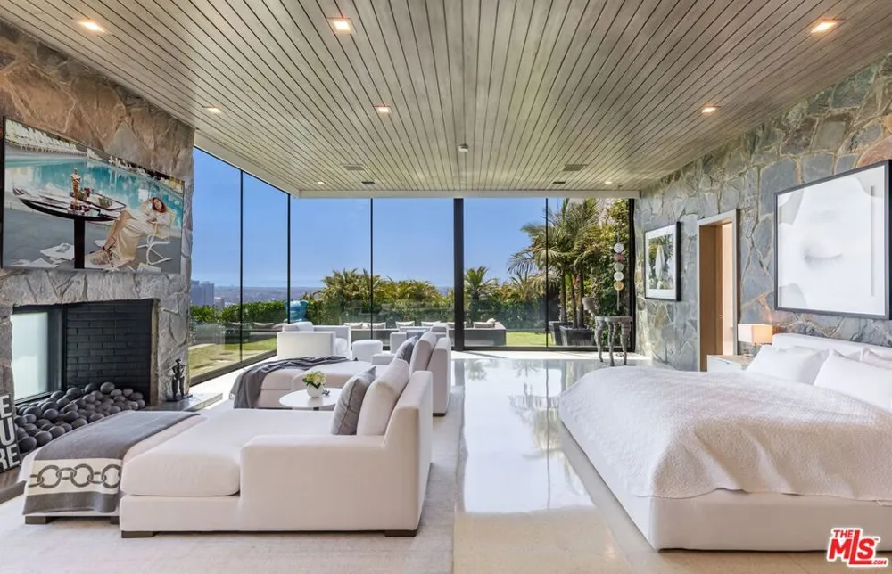 630 Clinton Place Beverly Hills, CA 90210